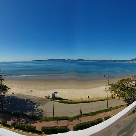 Apartamento De Cobertura Frente Para O Mar Itapema Extérieur photo