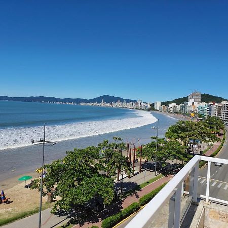 Apartamento De Cobertura Frente Para O Mar Itapema Extérieur photo